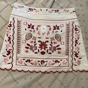 NWOT embroidered Jacquie The Label skirt